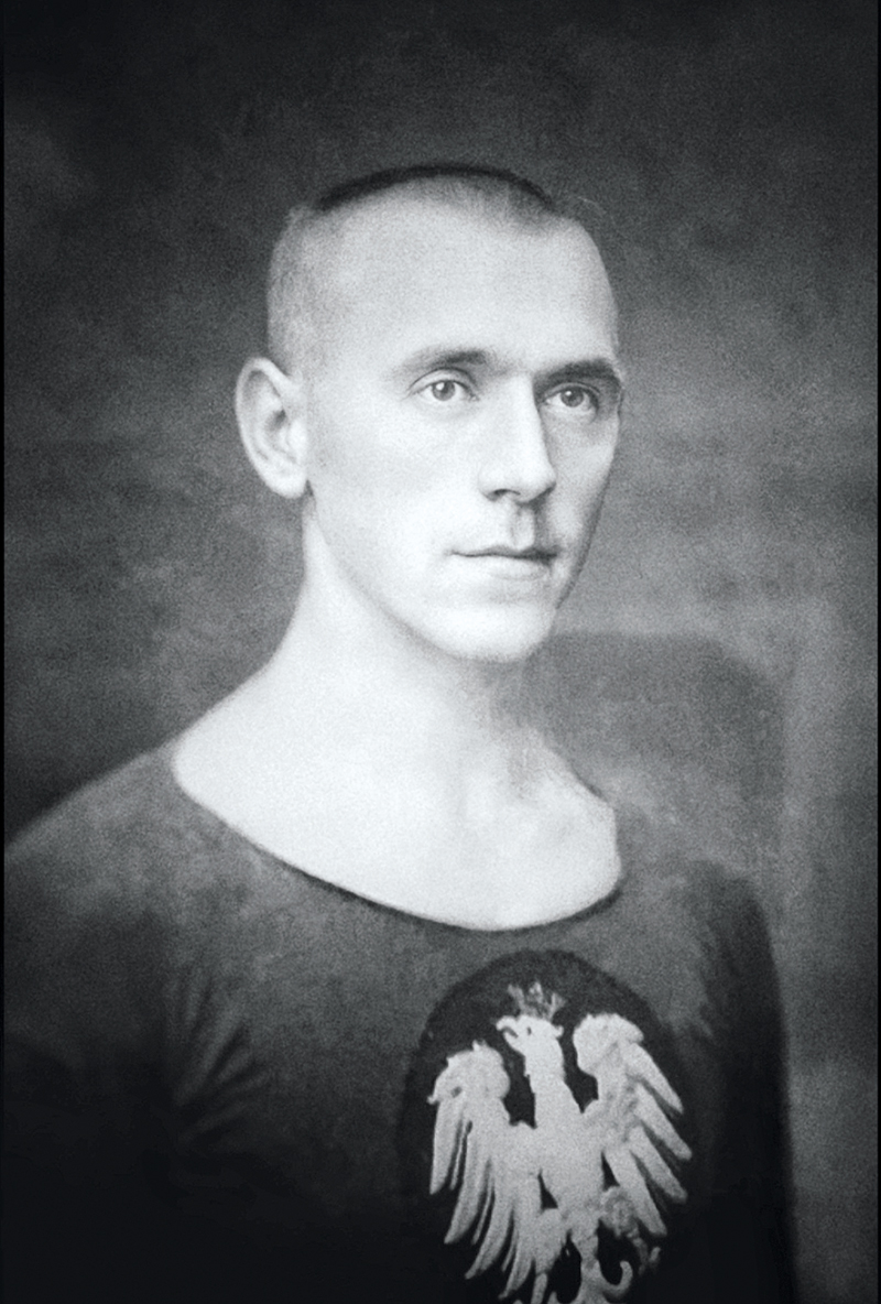 Józef Baran w barwach Pogoni Lwów. Źródło: archiwum rodzinne Artura Bilewskiego