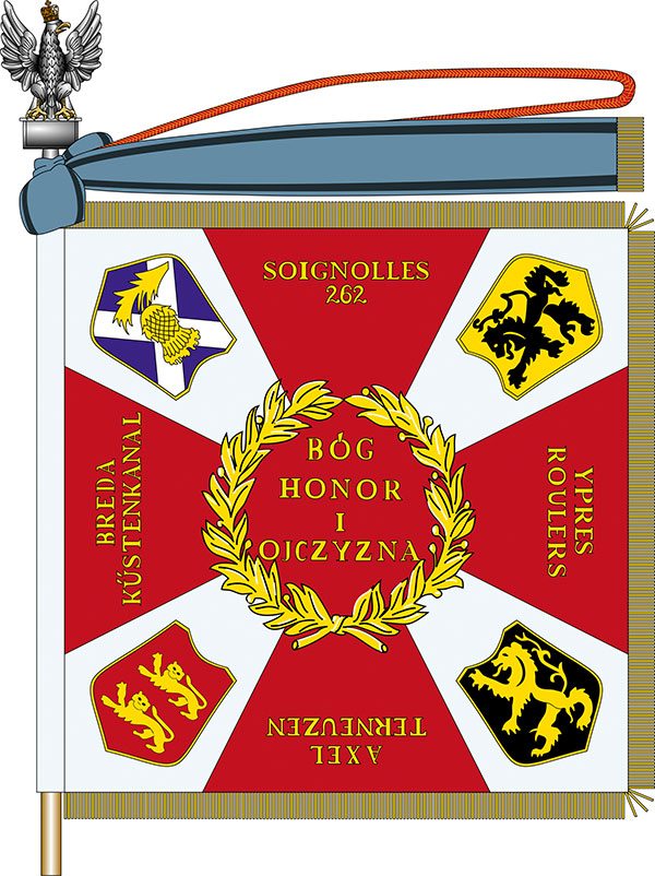 Sztandar 9. Batalionu Strzelców Flandryjskich, w którym służył Stefan Kostrzewski. Źródło: domena publiczna