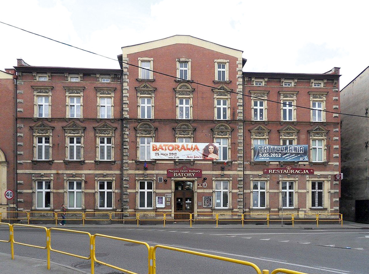 Dom Związkowy – obecnie Miejski Dom Kultury Batory (zdjęcie współczesne). Źródło: domena publiczna