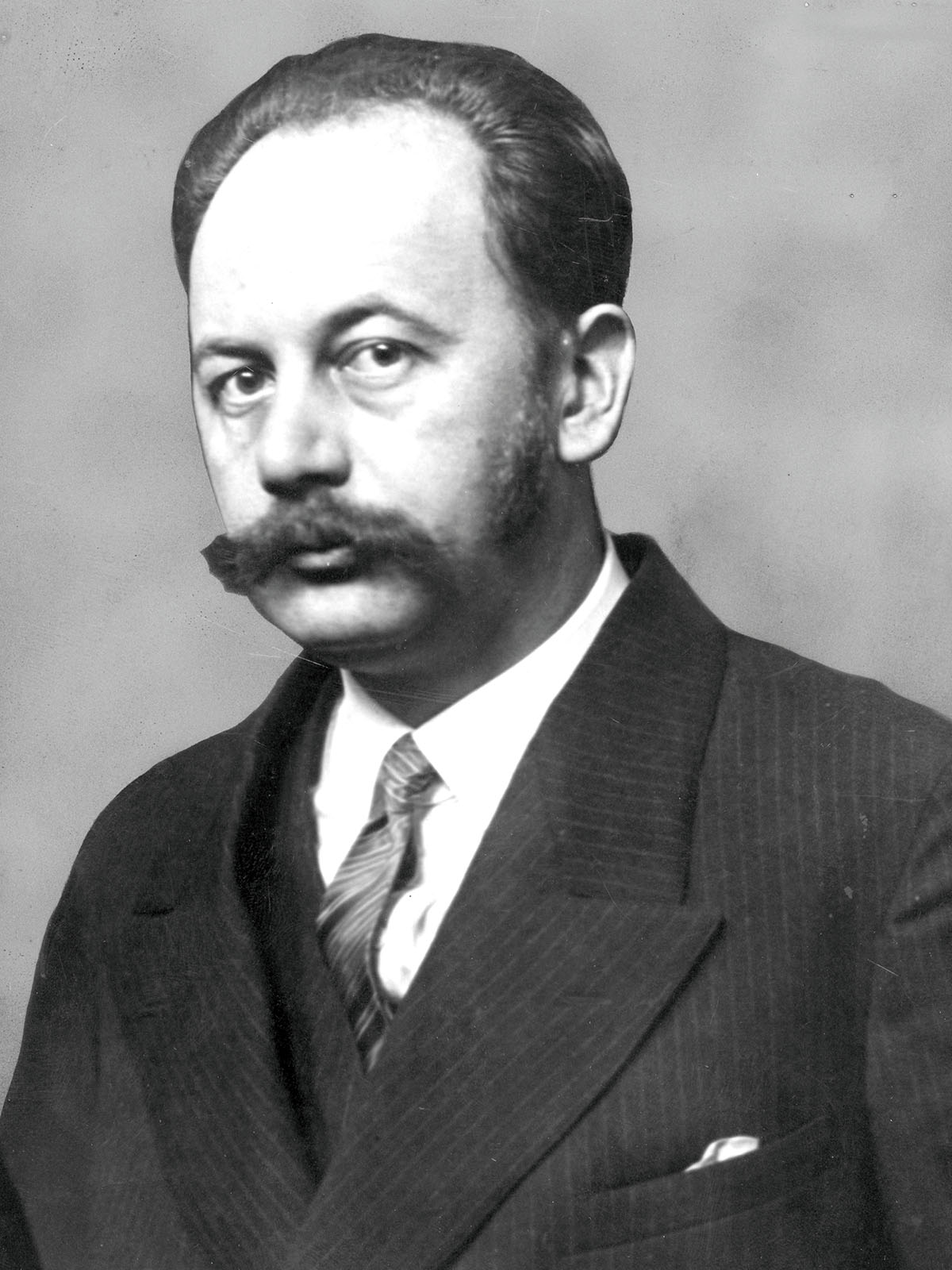 Mjr Karol Polakiewicz (1893–1962). Źródło: Narodowe Archiwum Cyfrowe